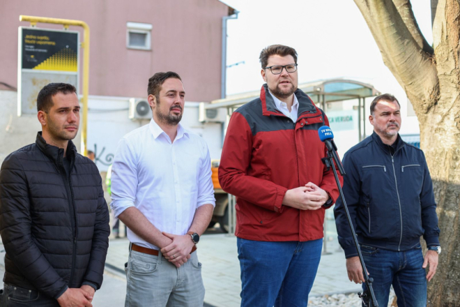 KREĆU RADOVI U TOMASINIJEVOJ! Jednosmjerni promet, izmjene linija i nova pravila na Verudi