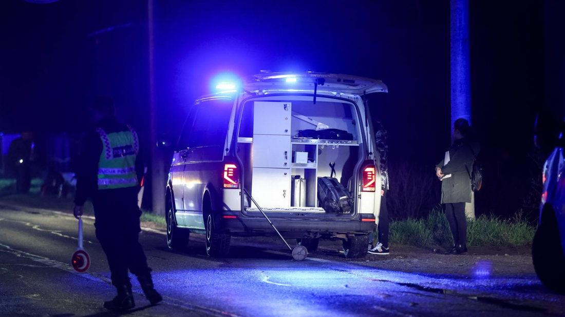 Pijan sletio s ceste kod Buzeta i prevrnuo se na krov, dvoje ozlijeđenih