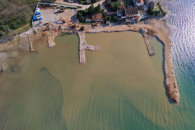 Radovi na luci Dajla-Belveder ušli u vidljivu fazu, buduća luka sve jasnije poprima obrise