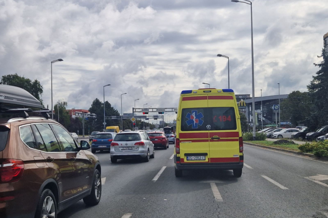 Pijana vozačica kod Pomera izazvala sudar: Nije stala na „stop“, ozlijeđen mladi vozač