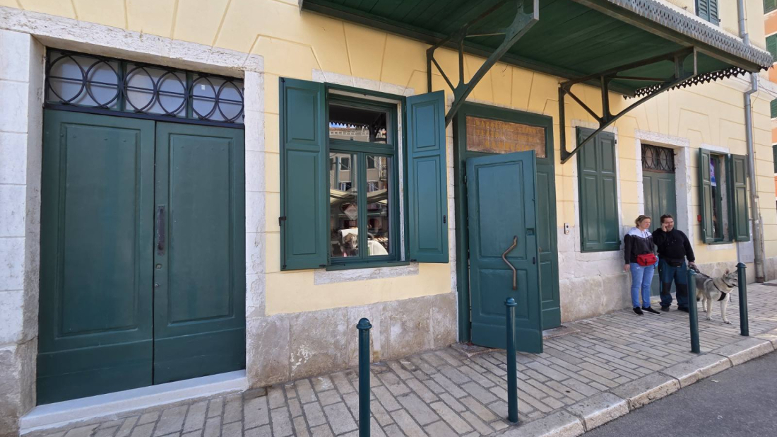 POTRESNA PRIČA O VRŠNJAČKOM NASILJU Predstava „Škola“ za učenike stiže u Gandusio