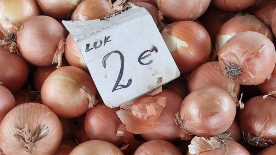 Evo što se zapravo prodavalo na tržnicama pred Uskrs!