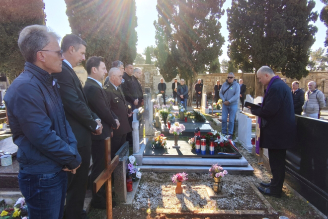 U Rovinju odana počast hrvatskom branitelju Stjepanu Herbutu na obljetnicu njegove pogibije