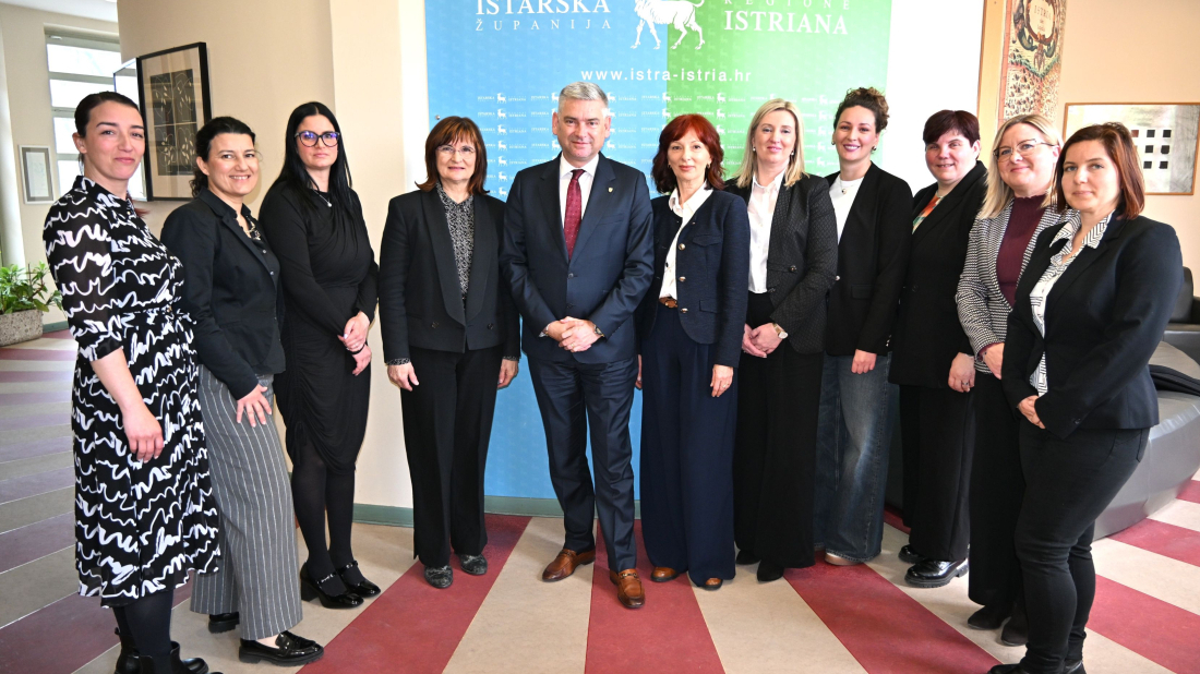 Istra ulaže više od 3,2 milijuna eura u socijalnu skrb: potpisani ugovori s domovima za starije!