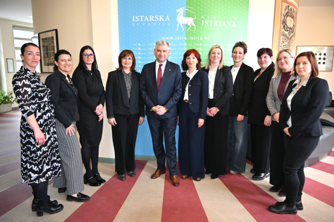 Istra ulaže više od 3,2 milijuna eura u socijalnu skrb: potpisani ugovori s domovima za starije!