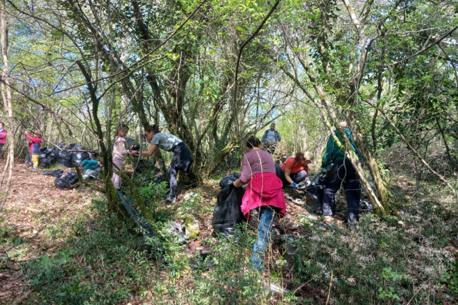 Veliki i mali heroji ponovno u akciji: U Flengima prikupljeno 10 kubika otpada iz prirode