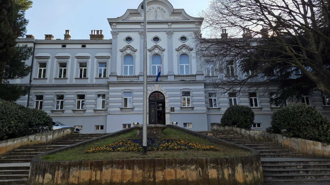 Bivši šef krim policije u Puli osuđen zbog pokušaja naručivanja ubojstva djece