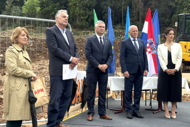 U Vrsaru položen kamen temeljac za 32 POS stana: Krenula gradnja vrijedna 4,4 milijuna eura