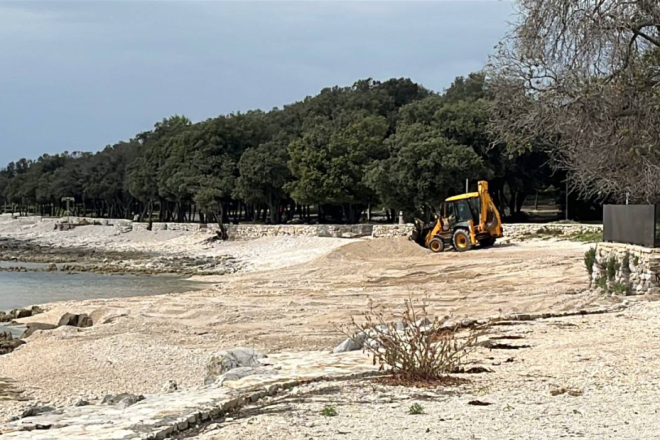 GODIŠNJE UREĐENJE PLAŽA NAIŠLO NA REAKCIJE! Škaberna podnio prijavu zbog nasipavanja na Polarima