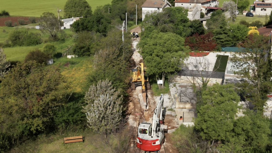 POREČ ŠIRI MREŽU Na Stanciji Bečić počela izgradnja kanalizacije