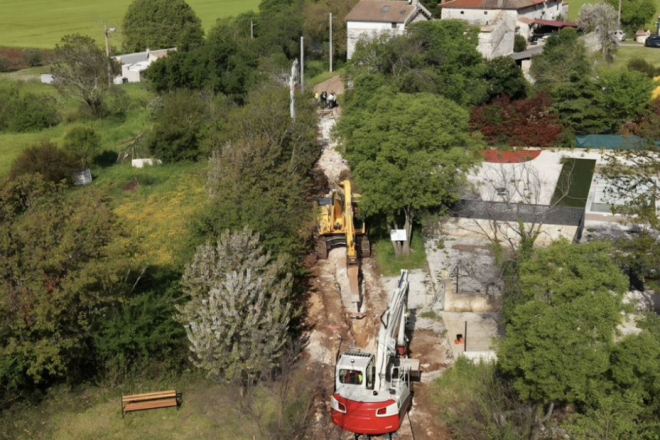 POREČ ŠIRI MREŽU Na Stanciji Bečić počela izgradnja kanalizacije