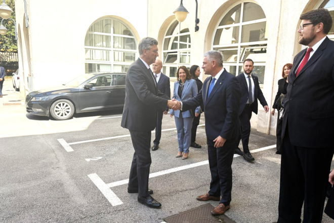 SDP prozvao Miletića zbog otpada: Župane, tražimo da štitite Istru, a ne sebe!