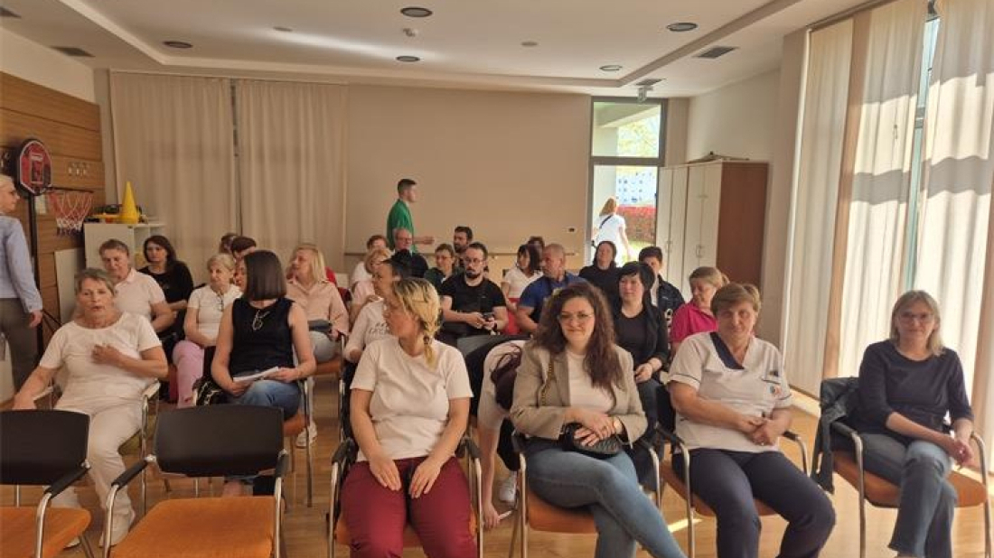 Naši nonići sve su češće na meti prevaranata! Održane edukacije u Bujama i Umagu