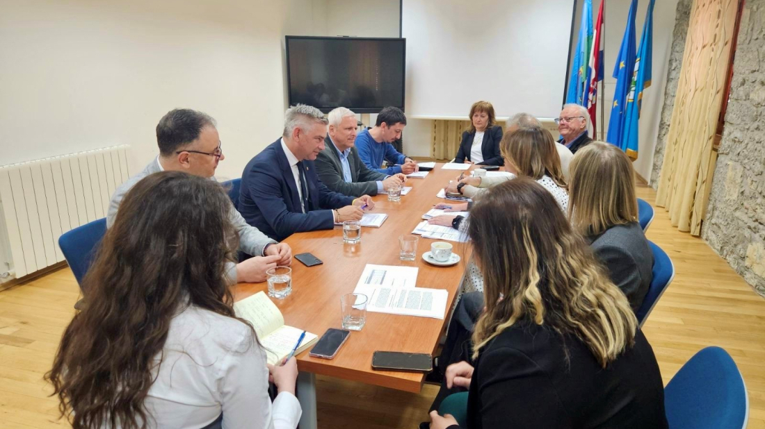 Župan u posjeti Lanišću: Miletić i Medica o razvoju, infrastrukturi i novim modelima potpore brdskim područjima