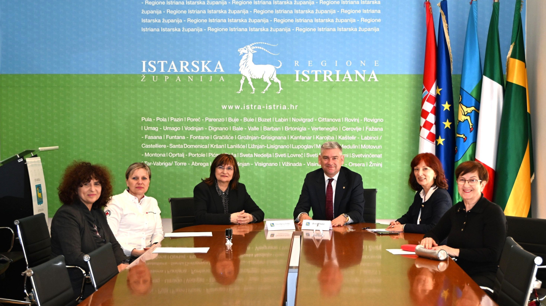 Župan Miletić potpisao ugovore: Gotovo 500.000 eura za socijalnu skrb u Istri