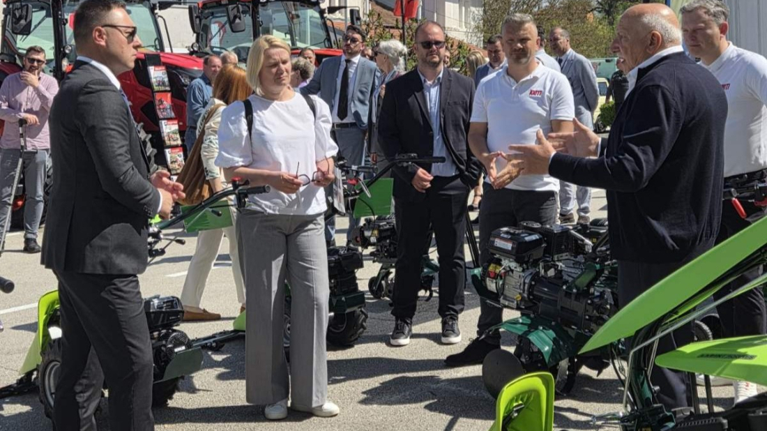 FOTO AgroTerra Istra otvorila vrata: 160 izlagača, moderna mehanizacija i okusi Istre na jednom mjestu