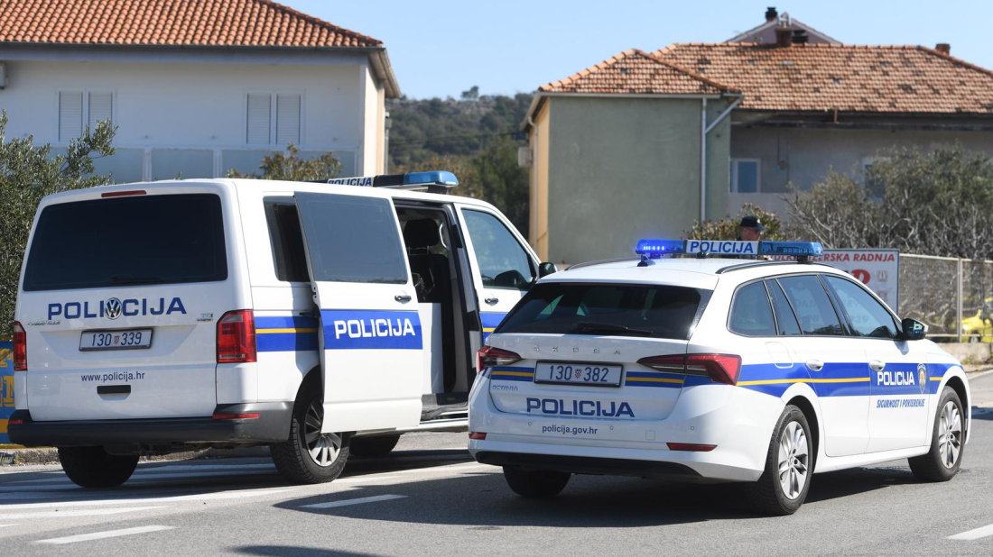 Bježao policiji u Vinežu pa odbacio drogu: Mladom recidivistu prijeti zatvor