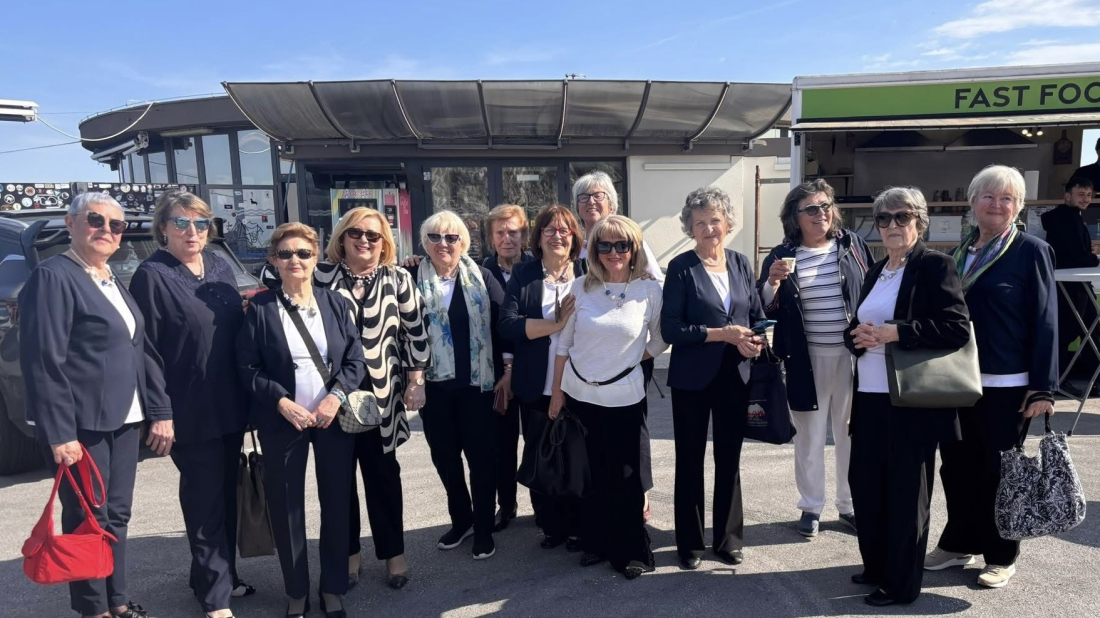 Rovinjke oduševile u Mošćeničkoj Dragi na „Liburnijsko-istarskom pjesničkom điru“