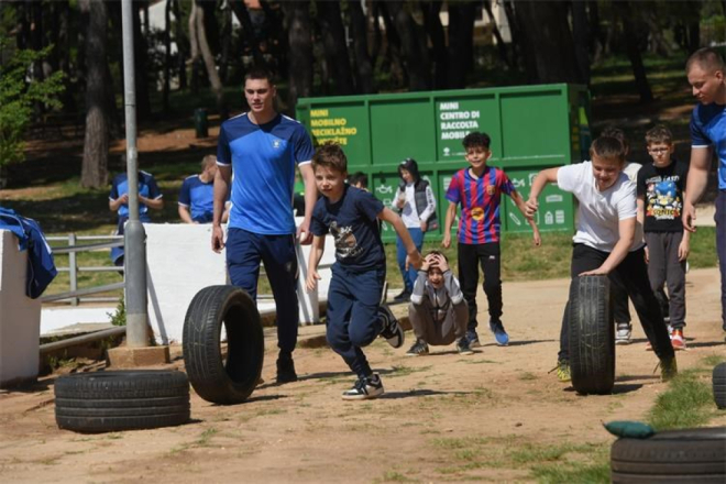 Valkane u znaku Dana planeta Zemlja: 400 djece učilo o okolišu kroz igru i sport