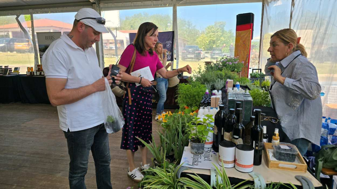 FOTO: U Kršanu otvoren 15. Festival samoniklog bilja