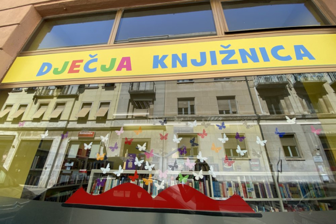 Kako odgajati bez batina? Ove srijede predavanje za roditelje u pulskoj Dječjoj knjižnici