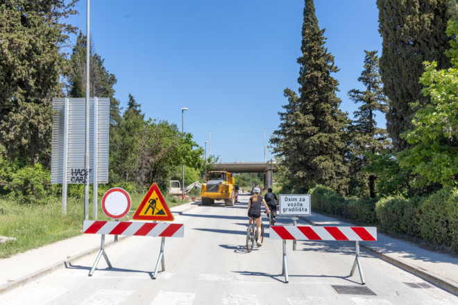 ZATVORENA DIONICA U PULI: Zbog radova nema prometa između Mandrača i Partizanskog puta