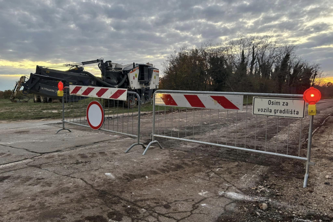 Počeli radovi na važnoj dionici: Smoljanci – Svetvinčenat zatvorena za promet