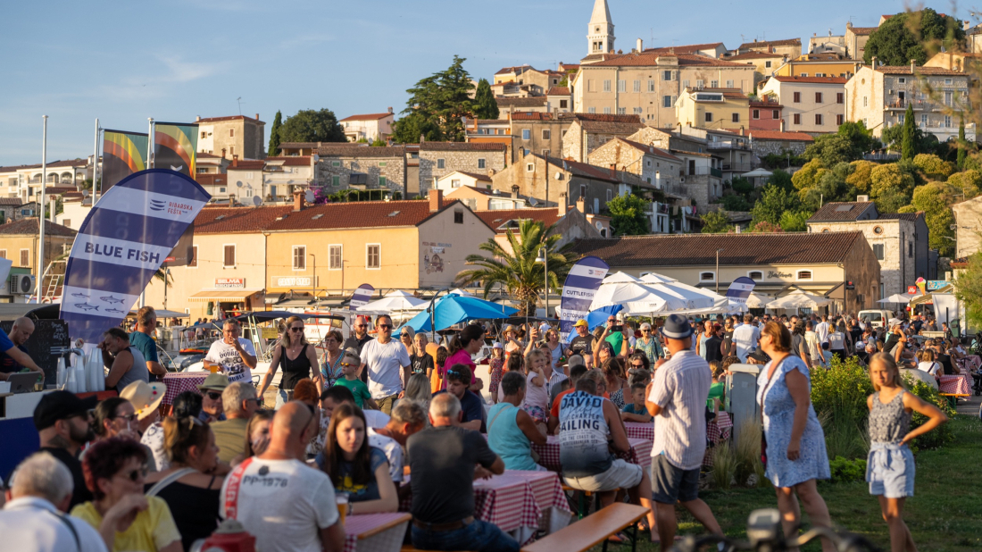 Riva u Vrsaru u znaku mora: u petak počinje sezona Ribarskih fešti