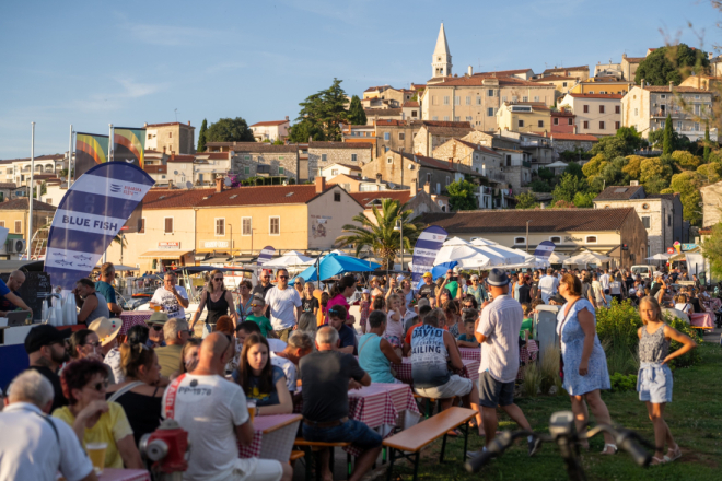 Riva u Vrsaru u znaku mora: u petak počinje sezona Ribarskih fešti