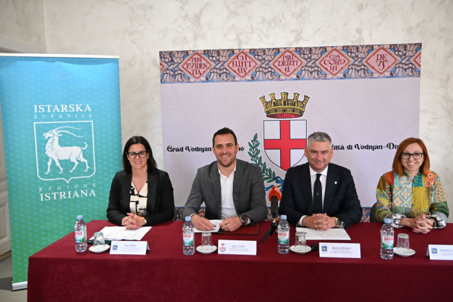 Istra slavi različitost: 13 manjina, folklor i okusi svijeta stižu na Festival  multikulturalnosti