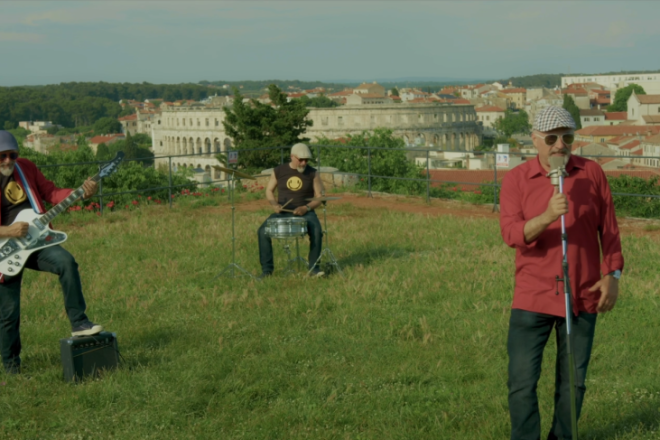 BLUES ROCK PRIČA NA ČAKAVŠTINI: Bruno Krajcar predstavlja novi singl 'Dobar vam dan'