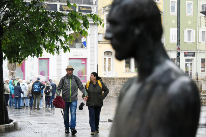 Pred nama ugodan proljetni vikend, no u nedjelju stiže više oblaka