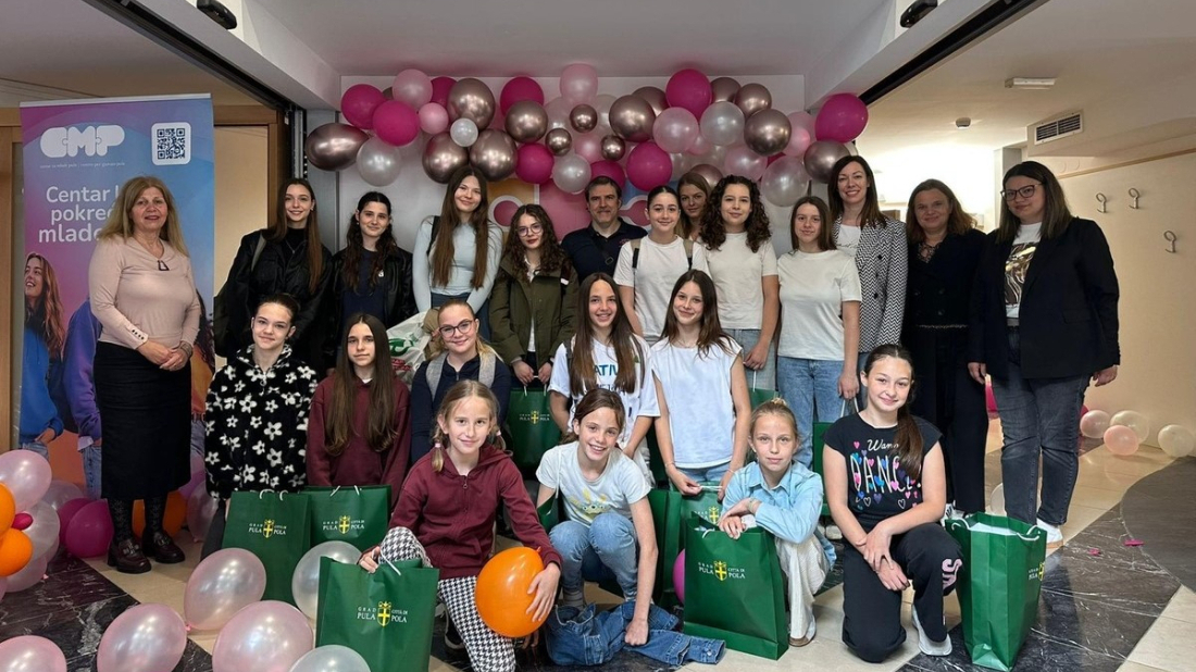 Mladi talenti zasjali u Puli: Nagrađeni najbolji učenički radovi i matematički projekti