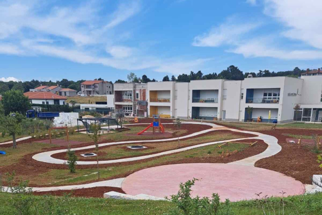 Roditelji u Žminju negoduju zbog zatvaranja vrtića u kolovozu, ravnateljica poručuje: “Riječ je o sedam radnih dana”