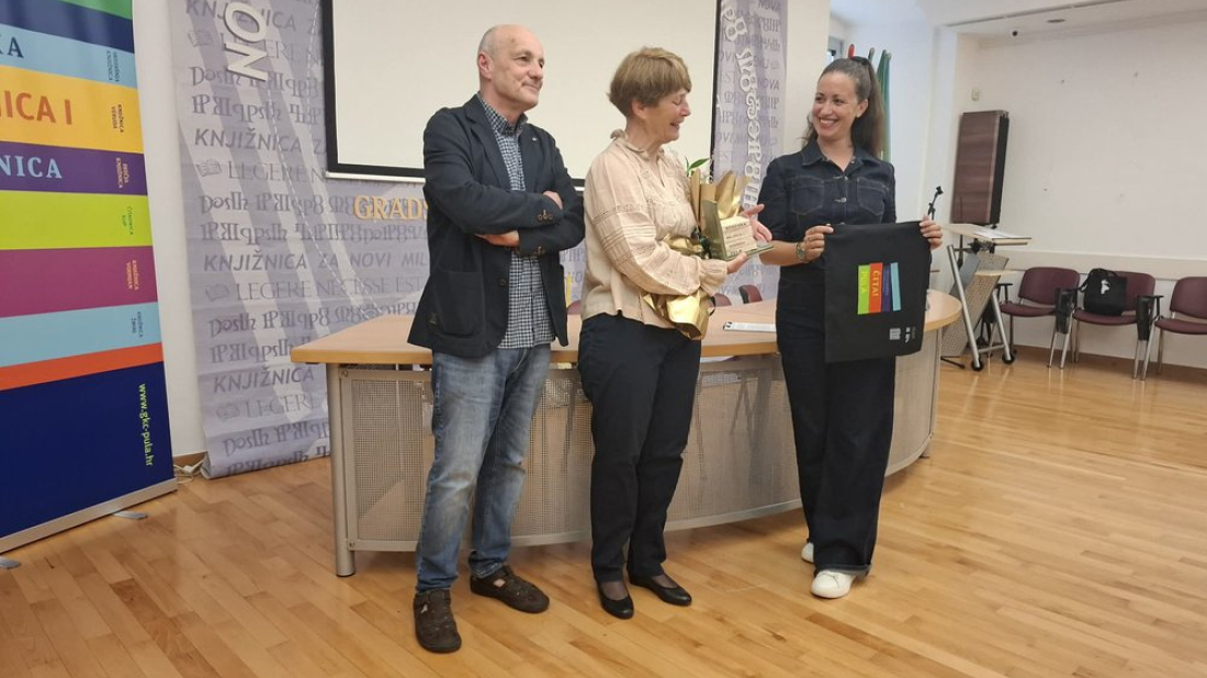 Nagrada „Pula čita“ pripala Vesna Mirković za gotovo 50 godina ljubavi prema knjizi
