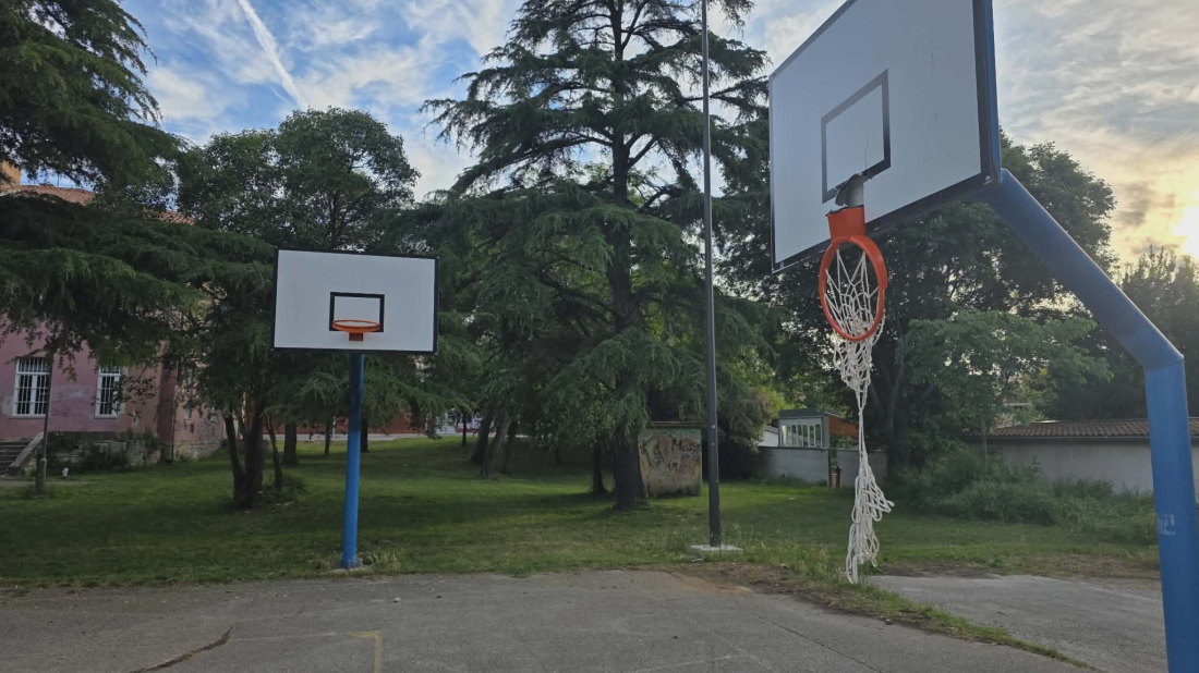 Ovako danas izgleda igralište „Dražen Petrović“ u Puli..