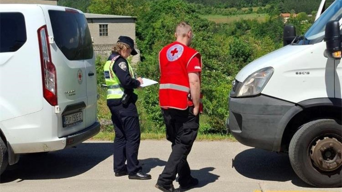 Policija u Pazinu otkrila da većina u automobilima ima neispravnu prvu pomoć
