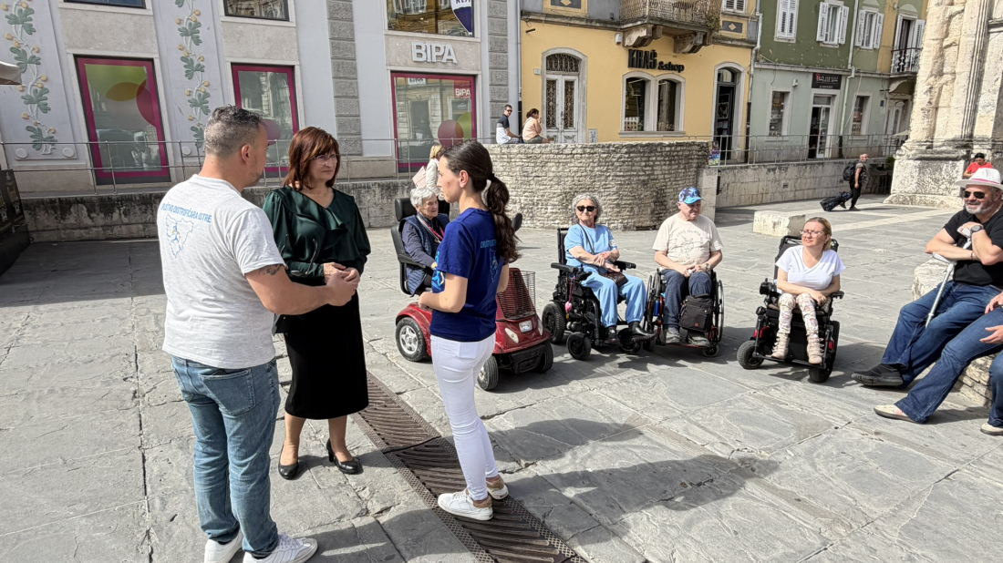 Antić: Osobe s invaliditetom moraju imati jednake mogućnosti i veću uključenost u društvo!