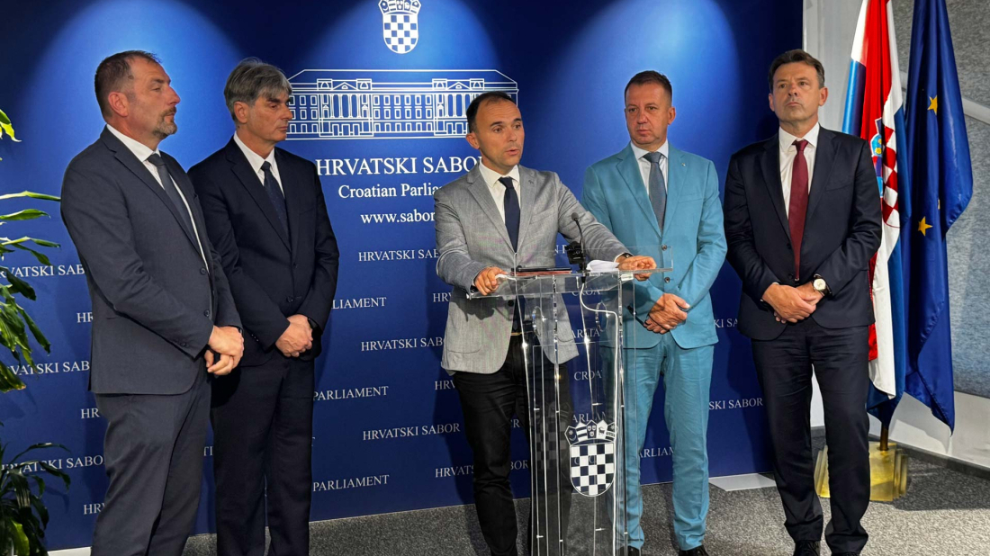 IDS, PGS i Unija Kvarnera traže hitne mjere zaštite mora: “Ne smijemo čekati novu ekološku katastrofu”