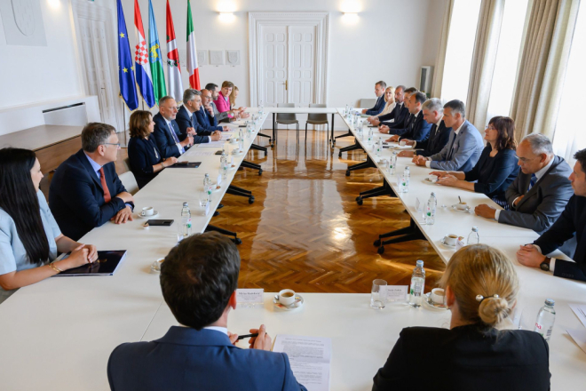Plenković u Poreču: Istra dobiva nove milijunske projekte, u fokusu cesta prema Sloveniji i centar za spašavanje