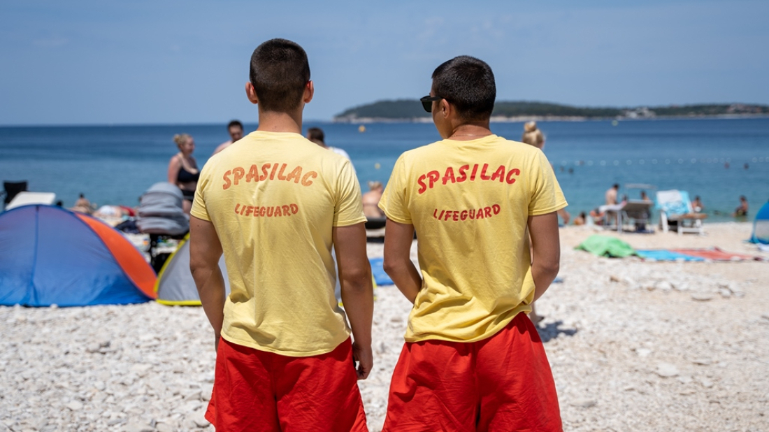 Od nedjelje spasioci ponovno na pulskim plažama, evo gdje će dežurati