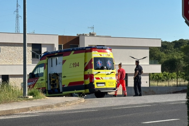 Novi detalji tragedije kod Buzeta: 13-godišnjak kobne ozljede zadobio u padu s motocikla