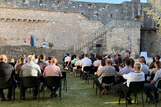 FOTO: Svetvinčenat proslavio Dan općine: U kaštelu Morosini-Grimani uručena priznanja i predstavljeni veliki projekti