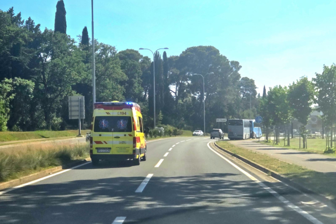 Sirijski državljanin teško ozlijeđen u prevrtanju quada u Vinkuranu!