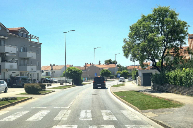 Nasilna noć u Medulinu: policija istražuje napade u kojima su ozlijeđene tri osobe
