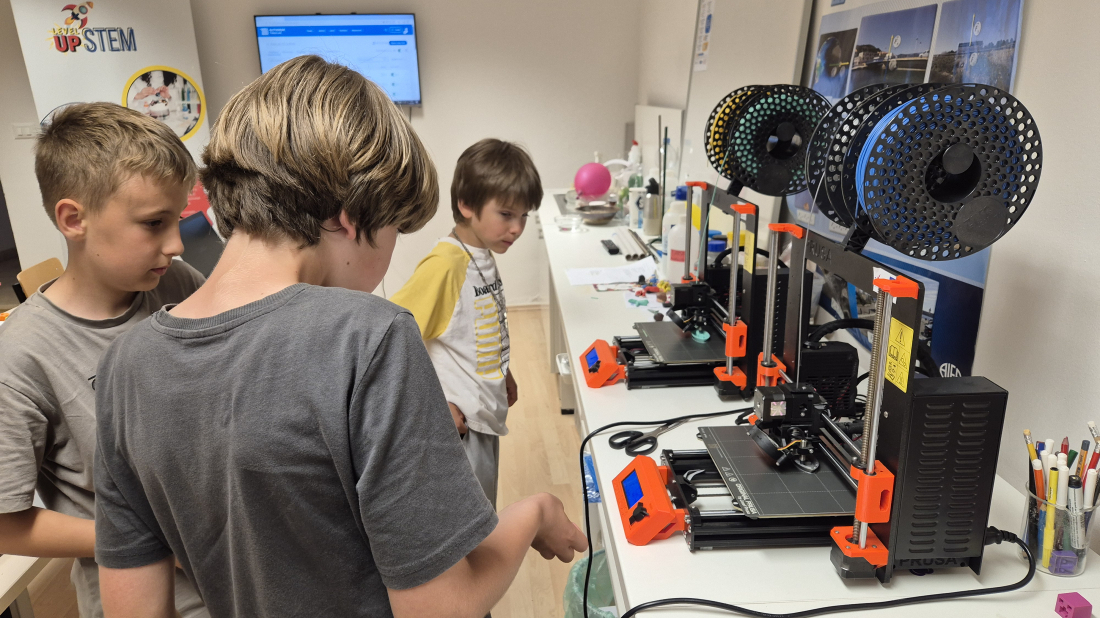 Besplatne STEM radionice u Puli: Djeca će učiti izrađivati videoigre i 3D modele