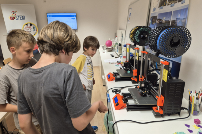 Besplatne STEM radionice u Puli: Djeca će učiti izrađivati videoigre i 3D modele