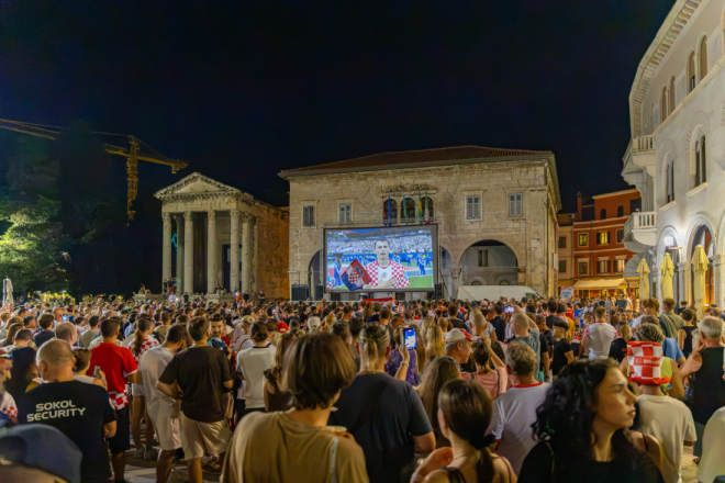 Forum postaje navijačka zona: Pula organizira prijenos utakmice Hrvatske i Portugala