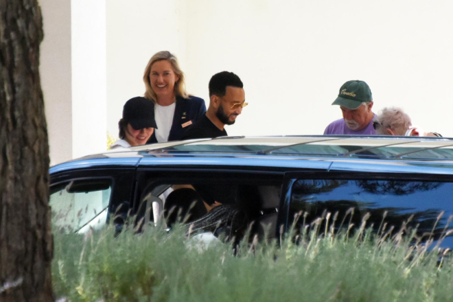 John Legend s obitelji doputovao u Istru uoči večerašnjeg koncerta u Puli