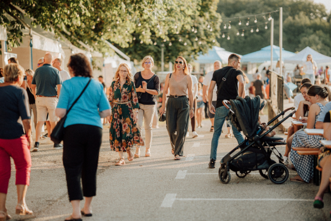 Danas počinje Ljetni festival istarskog pršuta: Tinjan dva dana slavi svoju najpoznatiju deliciju